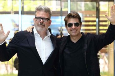 Christoper McQuarrie and Tom Cruise