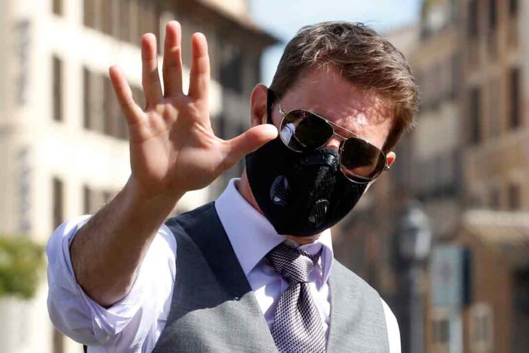 Tom Cruise wearing a mask during COVID on the sets of Mission: Impossible - Dead Reckoning Part One